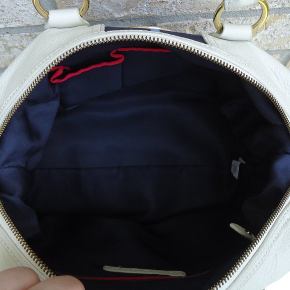 Tommy Hilfiger TH Logo Pebble Leather Satchel - Picture 15 of 16